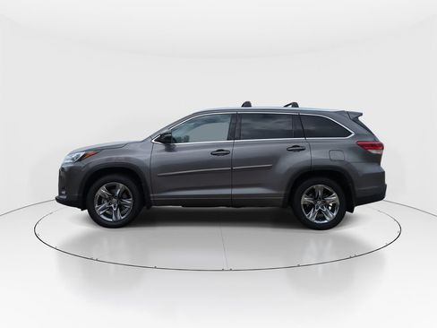 Used 2019 Toyota Highlander Limited Platinum AWD/4WD image 5