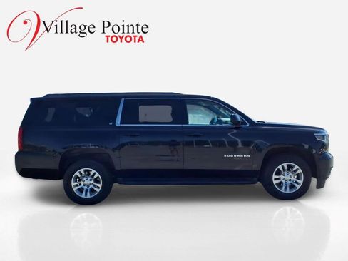 Used 2020 Chevrolet Suburban LT AWD/4WD image 9