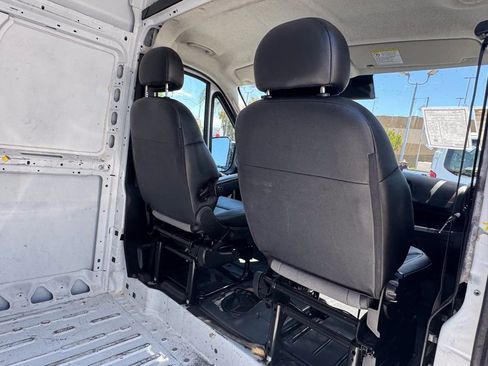 Used 2023 RAM ProMaster 2500 FWD image 17