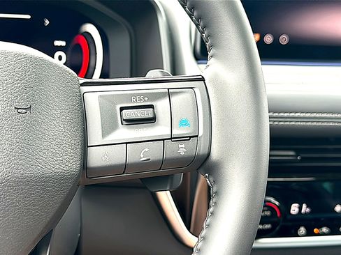 New 2026 Nissan Rogue Platinum AWD/4WD image 19