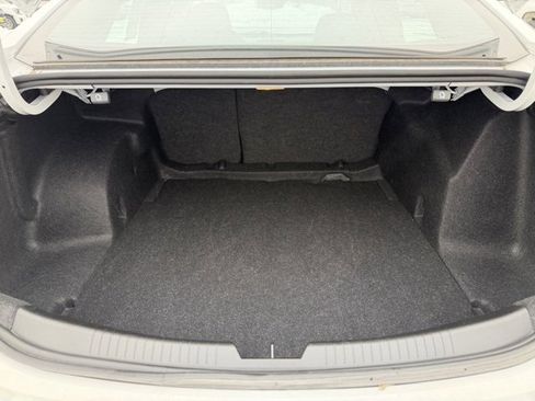 Used 2025 Chevrolet Malibu LT image 15