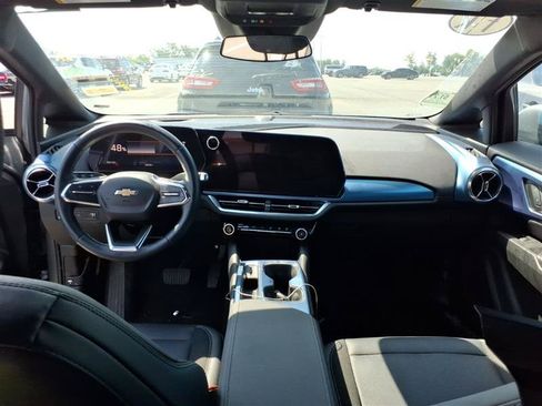Used 2024 Chevrolet Equinox EV LT AWD/4WD image 5