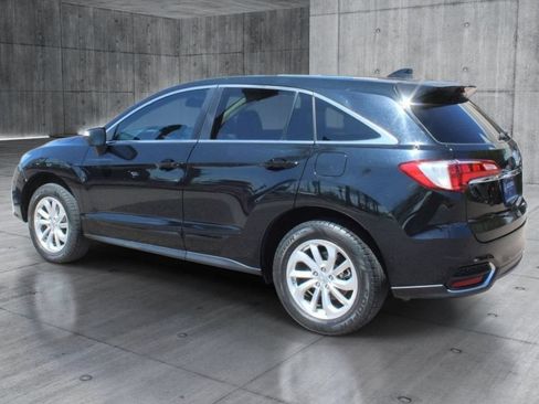 Used 2018 Acura RDX w/ Technology Package FWD image 3