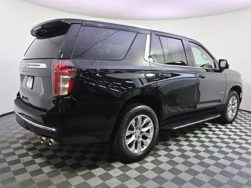 Used 2021 Chevrolet Tahoe Premier w/ Premium Package AWD/4WD image 6