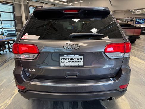 Used 2017 Jeep Grand Cherokee Limited AWD/4WD image 31