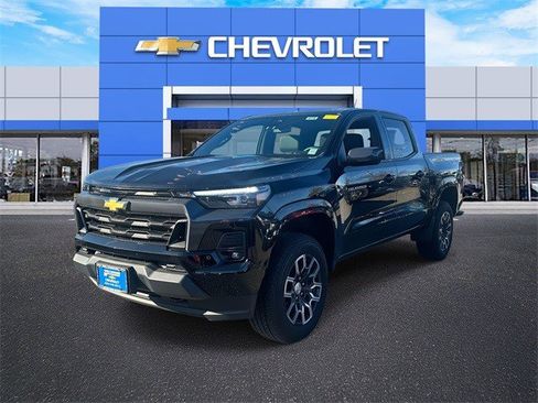 Certified 2023 Chevrolet Colorado LT w/ LT Convenience Package III image 9