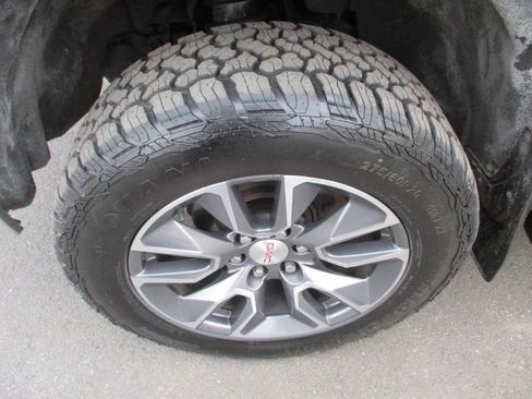 Used 2016 GMC Sierra 1500 SLE w/ SLE Value Package image 13