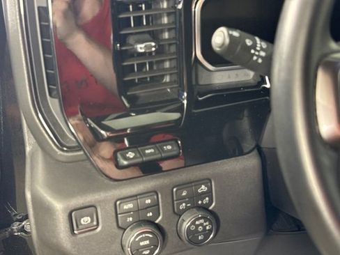 Used 2026 Chevrolet Silverado 1500 ZR2 AWD/4WD image 19