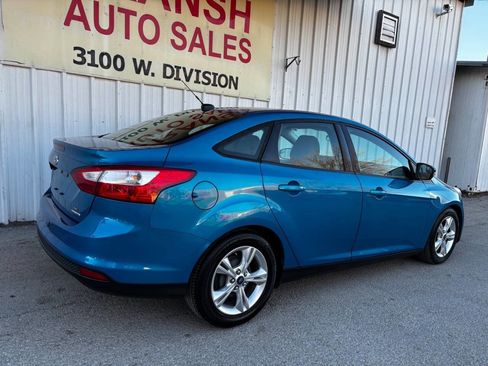 Used 2014 Ford Focus SE FWD image 2