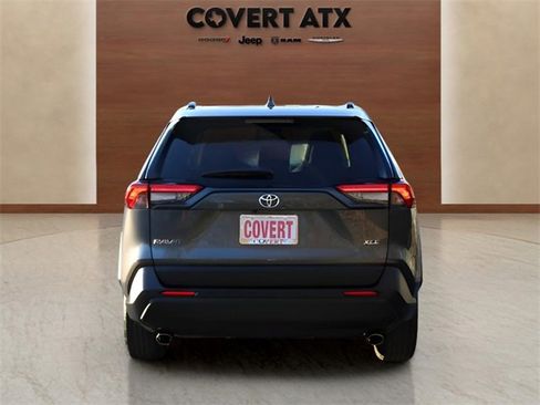 Used 2024 Toyota RAV4 XLE image 4