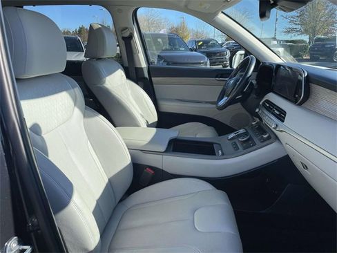 Used 2021 Hyundai Palisade SEL w/ Premium Package image 14