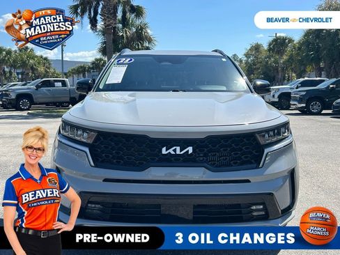 Used 2023 Kia Sorento EX image 3