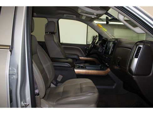 Used 2018 Chevrolet Silverado 1500 LTZ w/ Sport Package image 25