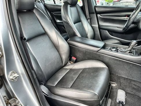 Used 2020 MAZDA MAZDA3 Sedan w/ Select Package FWD image 26