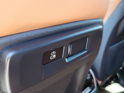 Used 2023 BMW X5 xDrive45e w/ Executive Package image 23