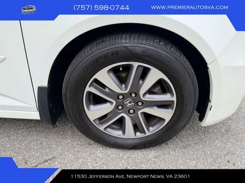 Used 2014 Honda Odyssey Touring image 12