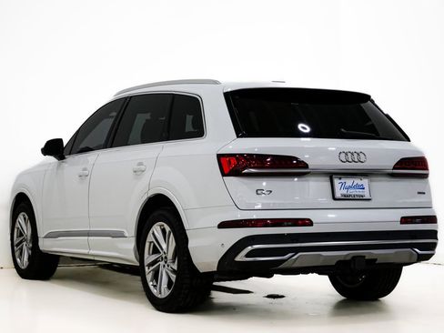 Used 2021 Audi Q7 2.0T Premium Plus w/ Executive Package image 9