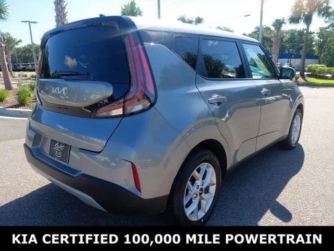 Used 2025 Kia Soul LX w/ LX Technology Package FWD image 5