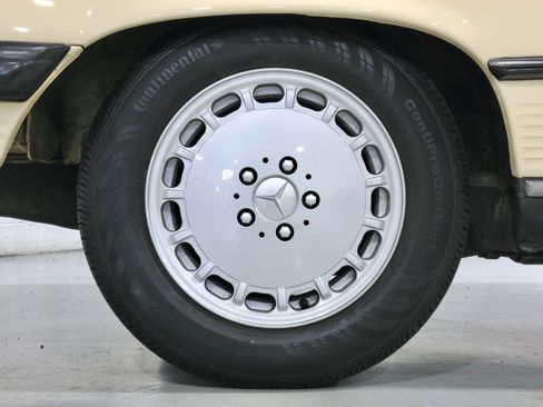 Used 1987 Mercedes-Benz 560 SL image 39