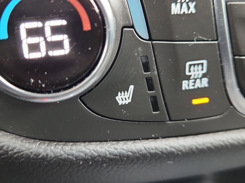 Used 2024 Chevrolet Equinox LT image 22