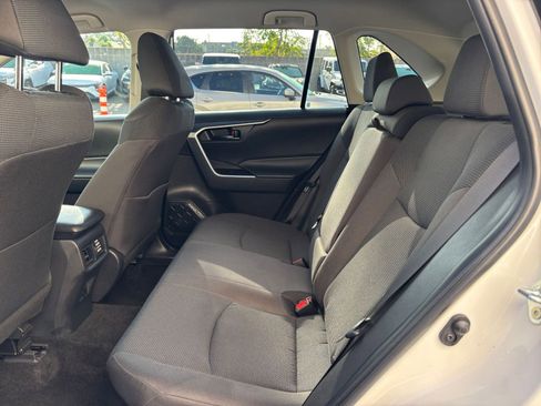 Used 2025 Toyota RAV4 LE image 25