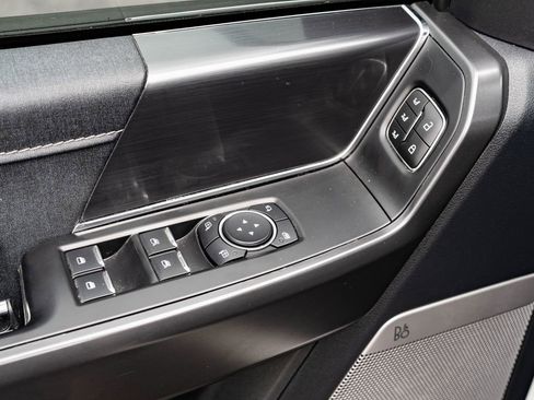 Used 2024 Ford F150 Lariat AWD/4WD image 25