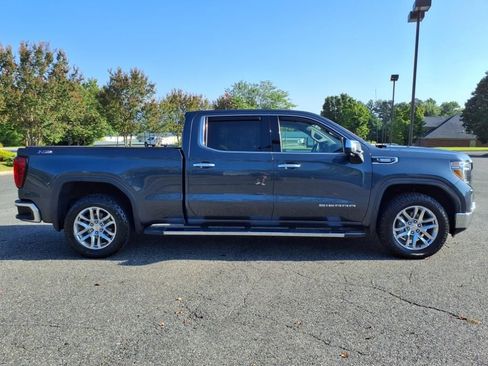 Used 2022 GMC Sierra 1500 SLT w/ SLT Premium Package image 3