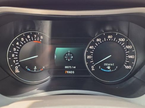 Used 2016 Lincoln MKZ w/ Equipment Group 300A Reserve FWD image 10