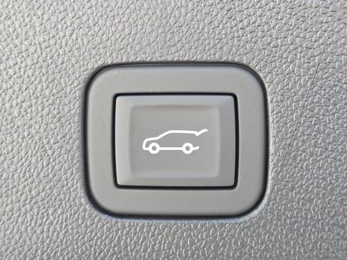 New 2026 Chevrolet Suburban High Country AWD/4WD image 22