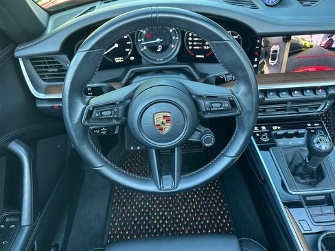 Used 2022 Porsche 911 Carrera S image 17