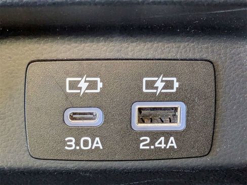 Used 2024 Subaru Crosstrek 2.0i Premium image 15