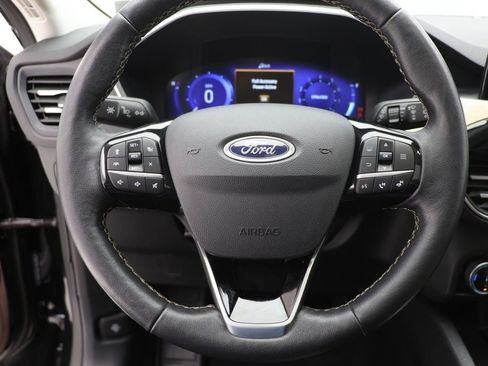 Used 2022 Ford Escape Titanium w/ Titanium Elite Package AWD/4WD image 18