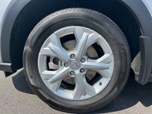 Used 2024 Honda HR-V LX image 13