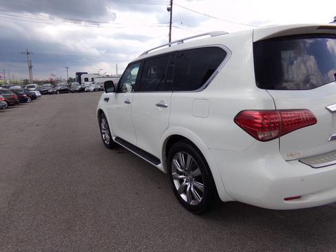 Used 2013 INFINITI QX56 4WD w/ Deluxe Touring Pkg image 49