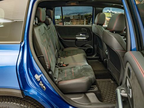 Certified 2024 Mercedes-Benz GLB 250 4MATIC image 36