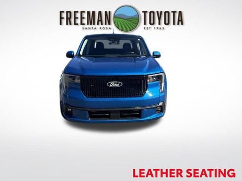 Used 2025 Ford Maverick Lobo AWD/4WD image 3