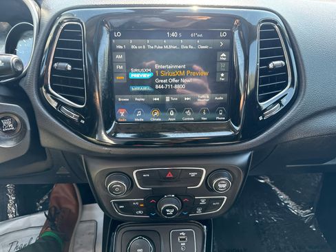 Used 2018 Jeep Compass Limited w/ Navigation Group AWD/4WD image 21