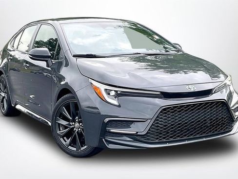 Used 2024 Toyota Corolla SE w/ SE Package FWD image 1