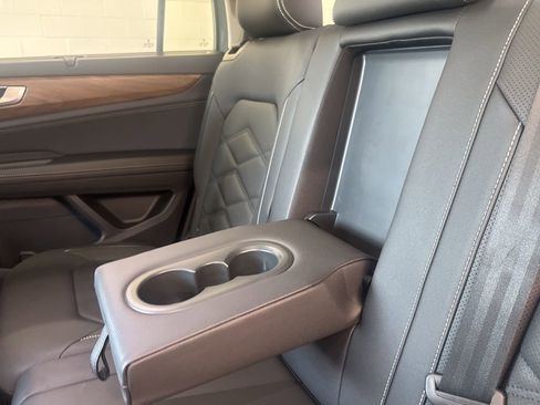 New 2026 Volkswagen Atlas SE image 29