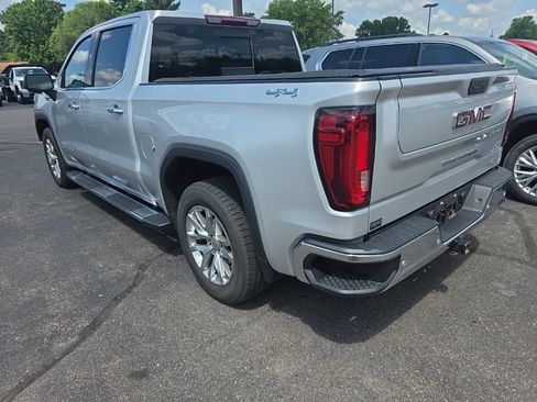 Used 2020 GMC Sierra 1500 SLT w/ SLT Premium Plus Package AWD/4WD image 8