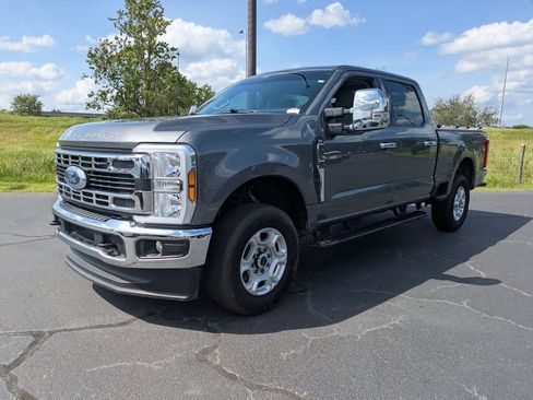 Used 2025 Ford F250 XLT AWD/4WD image 8