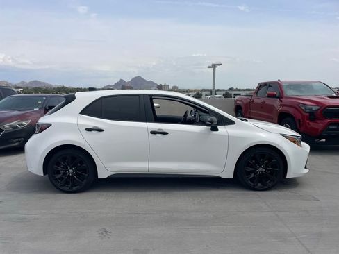 Used 2021 Toyota Corolla SE w/ Carpet Mat Package (TMS) image 2