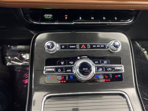 Certified 2023 Lincoln Nautilus Reserve w/ Equipment Group 201A image 19