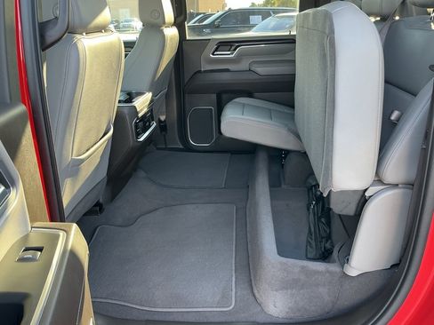 Used 2024 GMC Sierra 3500 SLT w/ SLT Convenience Package image 43