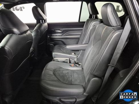 Used 2024 Toyota Grand Highlander AWD Hybrid image 23