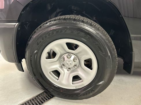Used 2025 RAM 1500 Tradesman AWD/4WD image 9