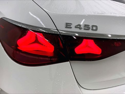 New 2026 Mercedes-Benz E 450 4MATIC Sedan image 14