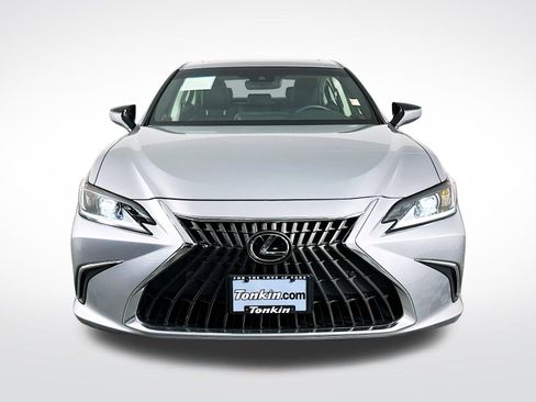 Used 2024 Lexus ES 250 w/ Premium Package image 2