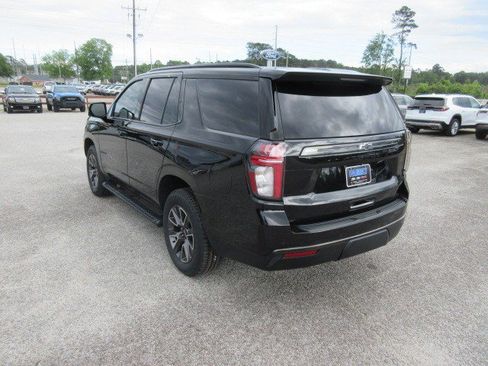 Used 2021 Chevrolet Tahoe Z71 w/ Z71 Signature Package AWD/4WD image 7
