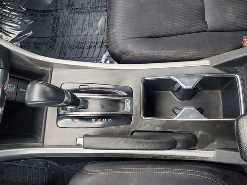 Used 2015 Honda Accord Sport image 39